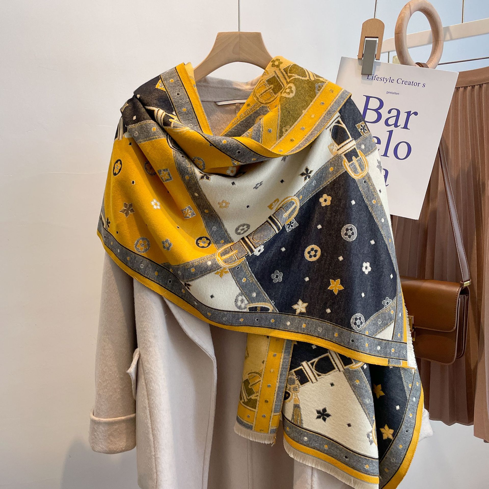 Luz de lujo estilo coreano Otoño e Invierno nueva bufanda de Cachemira de doble cara moda chal exterior cálido largo bufanda engrosada para las mujeres