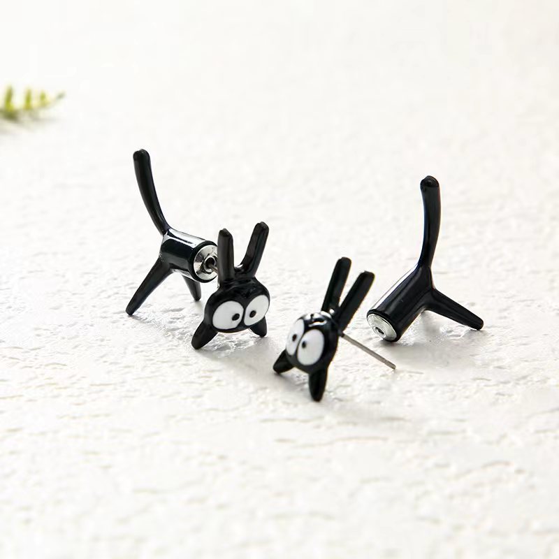 Nuevo dulce lindo elfo gatito oído espárragos pendientes de dibujos animados simple diseño inteligente negro gato oreja fábrica al por mayor