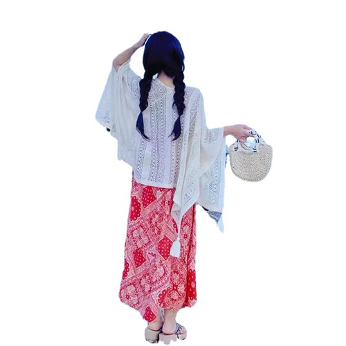 Wholesale knitted cotton-linen women's tops in white blank fabric with ethnic-style tie-dye pattern