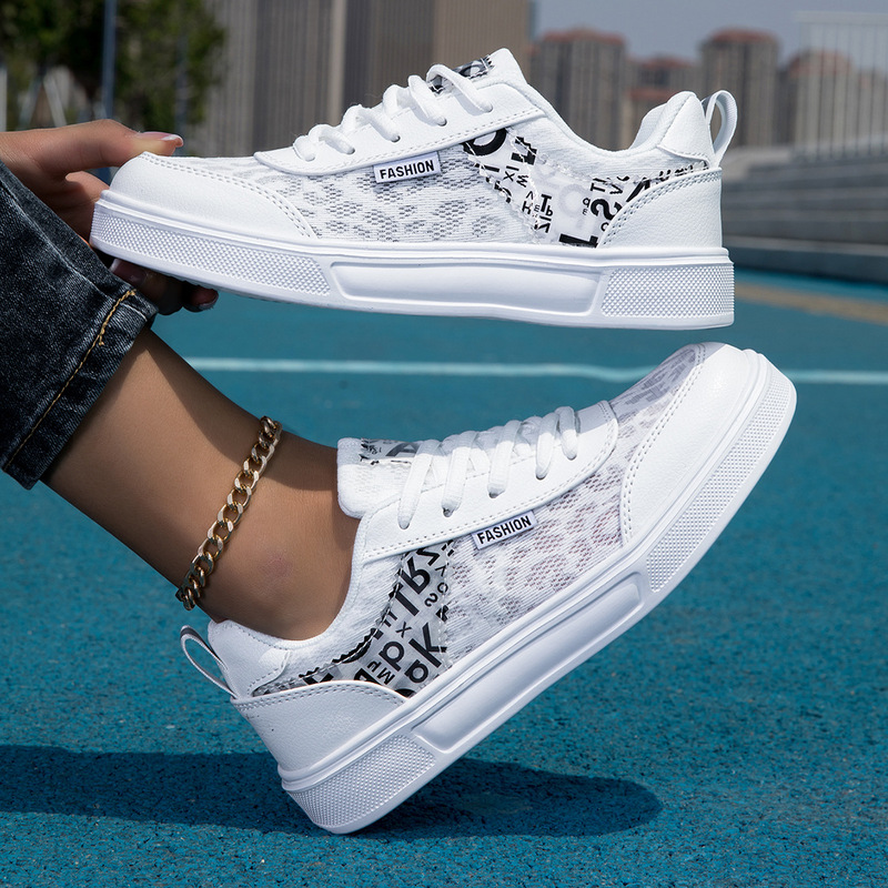 Cross-Border Women's Shoes 2022 Spring and Autumn Mesh Breathable Sports Shoes Student Travel Running Shoes Flat Versatile Fashion Versatile Cross-Border Women's Shoes 2022 Spring and Autumn Mesh Breathable Sports Shoes Student Travel Running Shoes Flat Versatile Fashion Versatile