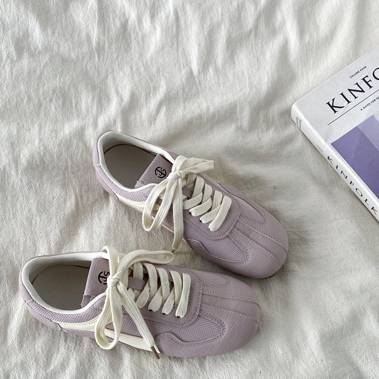Winter exclusive casual footwear made of soft leather