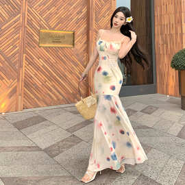 海边度假连吊带连衣裙女2025春季新款包臀裙长裙裙子