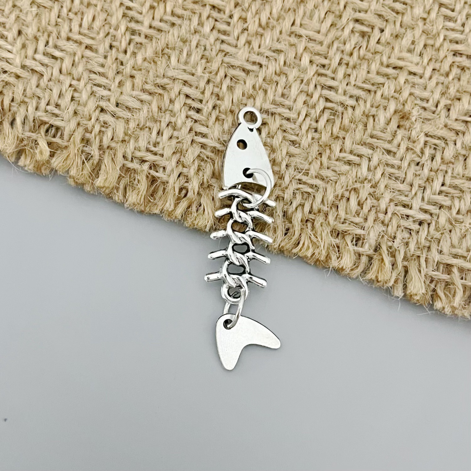 Personalized and Creative European and American Style Movable Fishbone Connection Alloy DIY Pendant Bracelet Necklace Earrings Jewelry