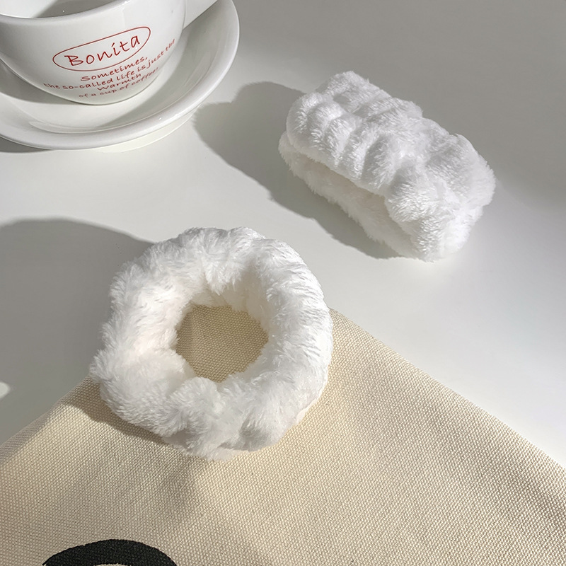 Lavar la cara, banda de cabello para mujeres, máscara de maquillaje especial antideslizante, linda, extraña banda de cabello elástica sin rastro, 2024 nuevo