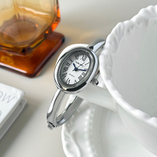 Bracelet, retro fashionable universal brand small design men's watch, light luxury style