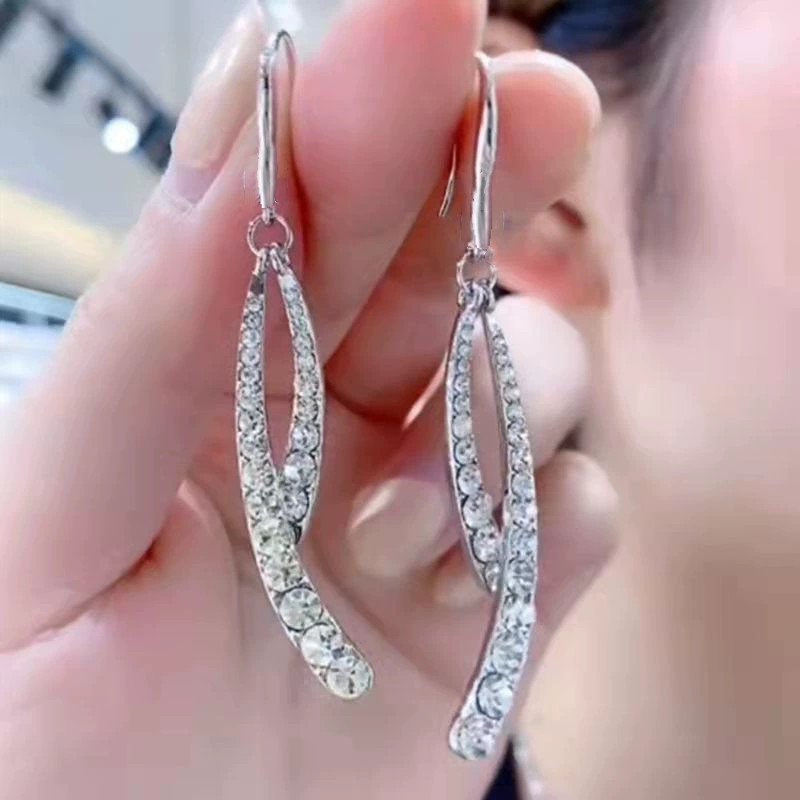 Серьги-гвоздики из серебра 925, маленький изысканный дизайн, легкий модный 2024, оптовые поставки доступны