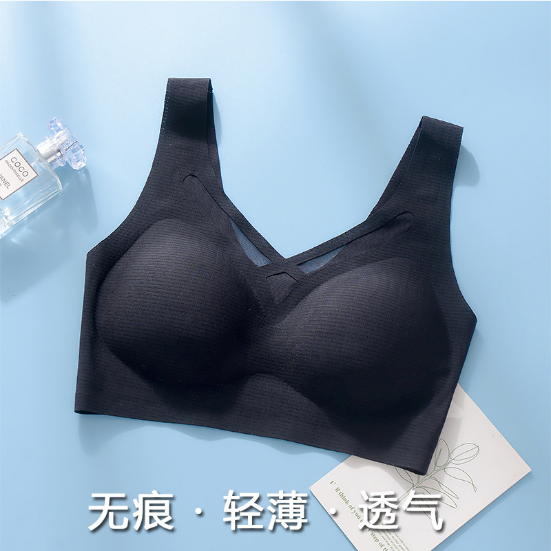 검은색