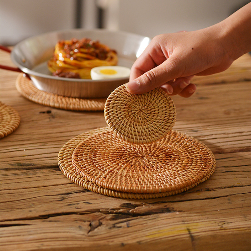Hecho a mano otoño ratán Vietnam ratán estera traje anti-escaldadura montaña hervidor estera de aislamiento estera de almacenamiento de madera juego de té Accesorios