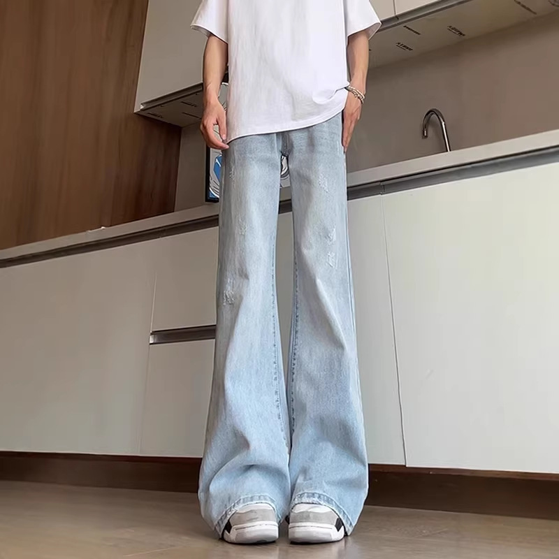 浅蓝色微喇叭牛仔裤男款直筒显瘦裤子美式复古高街阔腿弯刀裤男