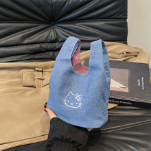 ţ�к����Y���������İ�Ů�W���b��������μ������ُ������l