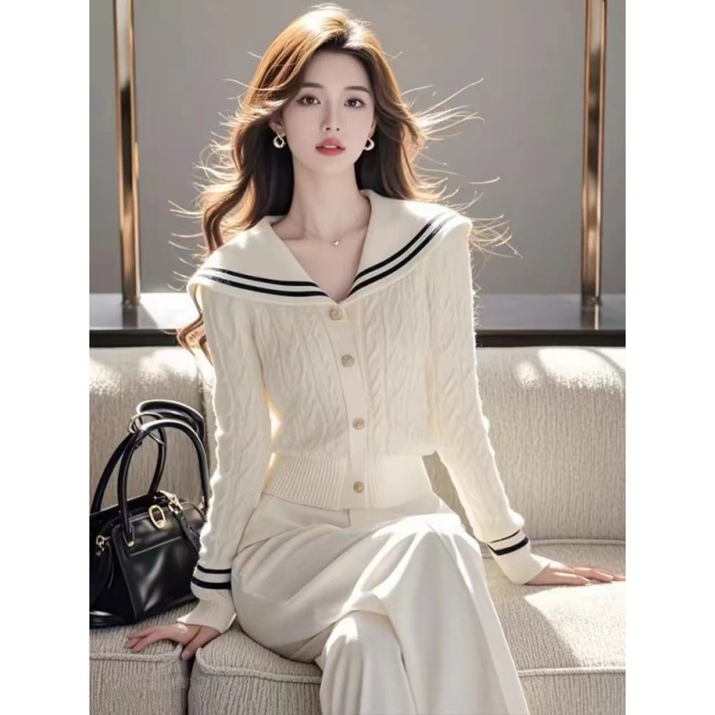 Collar de marina larga manga suave suéter glutinoso mujer 2025 otoño delgado diseño camiseta de punto con camiseta de base superior