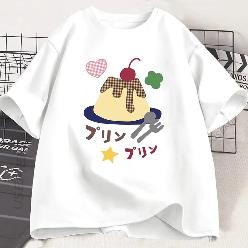 Aesthetic Japanese food graphic t-shirt with cartoon pudding print, summer casual sweet style short-sleeved top Aesthetic Japanese food graphic t-shirt with cartoon pudding print, summer casual sweet style short-sleeved top