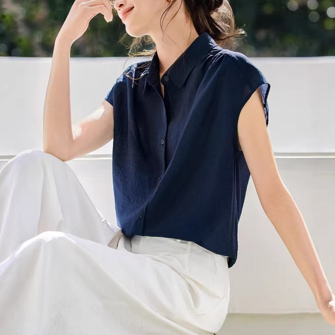 Urban Prologue 2026 Summer New Style Relaxed and Simple Chic Commuting Versatile Shoulder Pleated Short Sleeve Shirt Trend