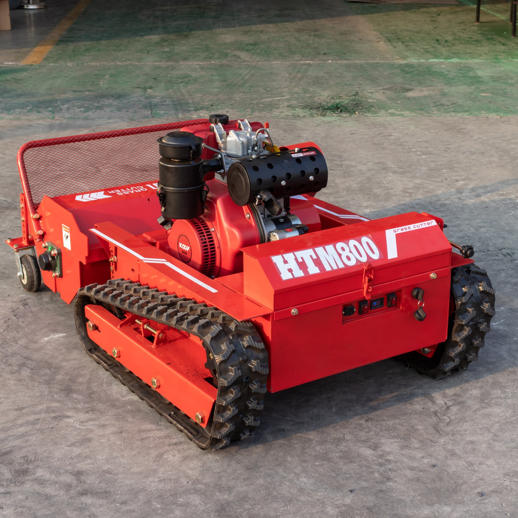 工厂直供履带式遥控割草机 0.8米柴油汽油多功能草坪剪草除草机