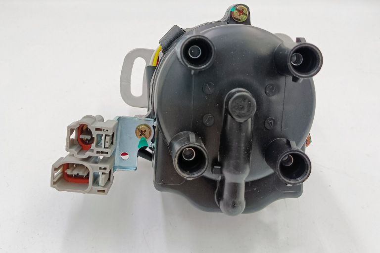 Ignition distributor 19020-11430 19020-11340 19020-11380 1902011430