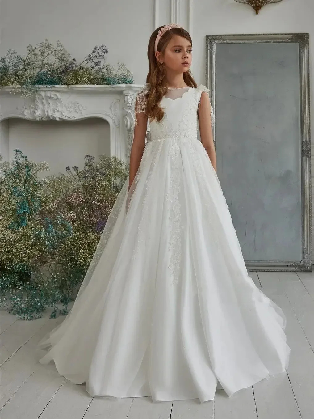 White Children's Wedding Flower Girl New Birthday Party Elegant Satin Little Train Princess Dress_voghion.com