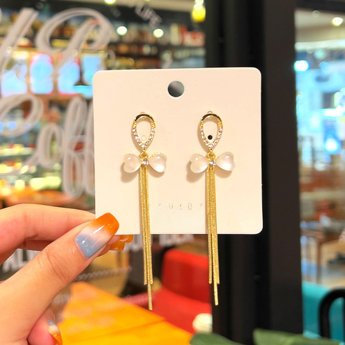 Pearl fringe earrings, high-end, elegant, fashionable, temperament drop earrings, long water diamond earrings, 925 silver needle wholesale