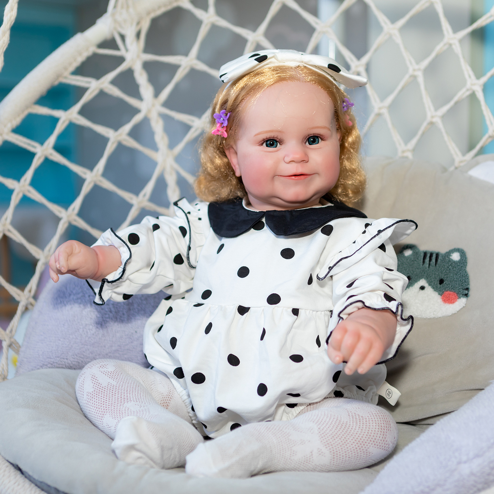 60cm muñeca reborn Maddie entrega de una sola pieza de suministro de comercio electrónico transfronterizo AMAZON WIH ebay