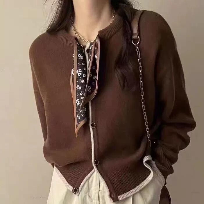 Autumn and Winter Design, Fresh and Age-Reducing Loose Tops for Work, Bow-Tie Collar Outer Wear, Elegant Sweaters Autumn and Winter Design, Fresh and Age-Reducing Loose Tops for Work, Bow-Tie Collar Outer Wear, Elegant Sweaters