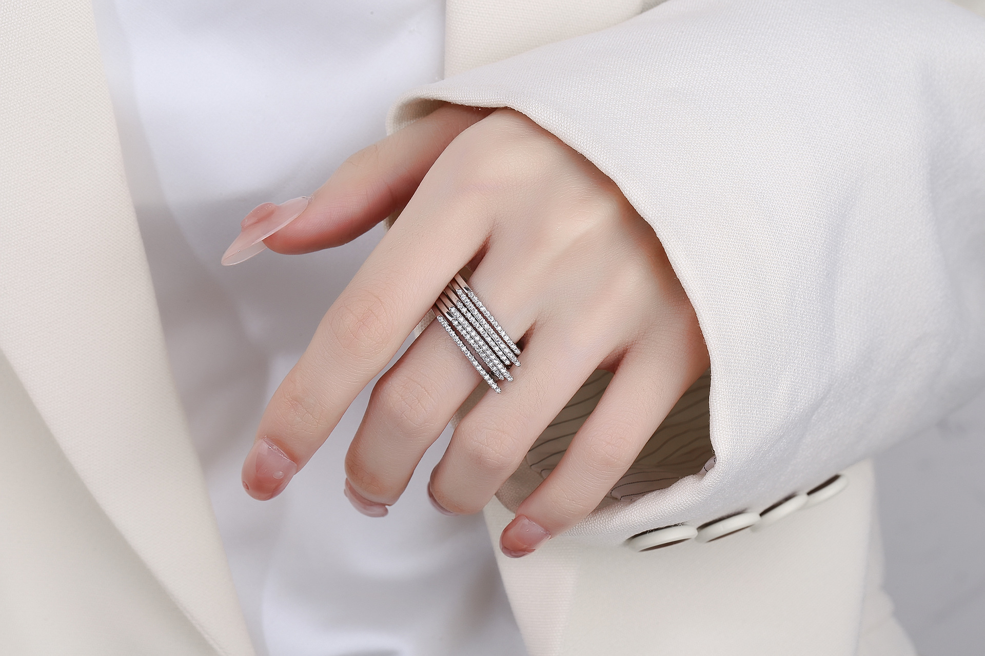 Fashion Geometric Copper Inlaid Zircon Rings