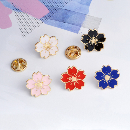 Summer cherry blossom anti-exposure lapel pin fashionable Japanese medal cartoon badge cute student girl schoolbag pin jewelry