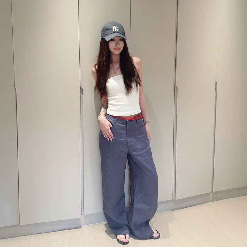 First 100 Orders Get a Free Belt, Same Style as Oda Airport, Tube Top + Wide-Leg Loose Pants for Women First 100 Orders Get a Free Belt, Same Style as Oda Airport, Tube Top + Wide-Leg Loose Pants for Women