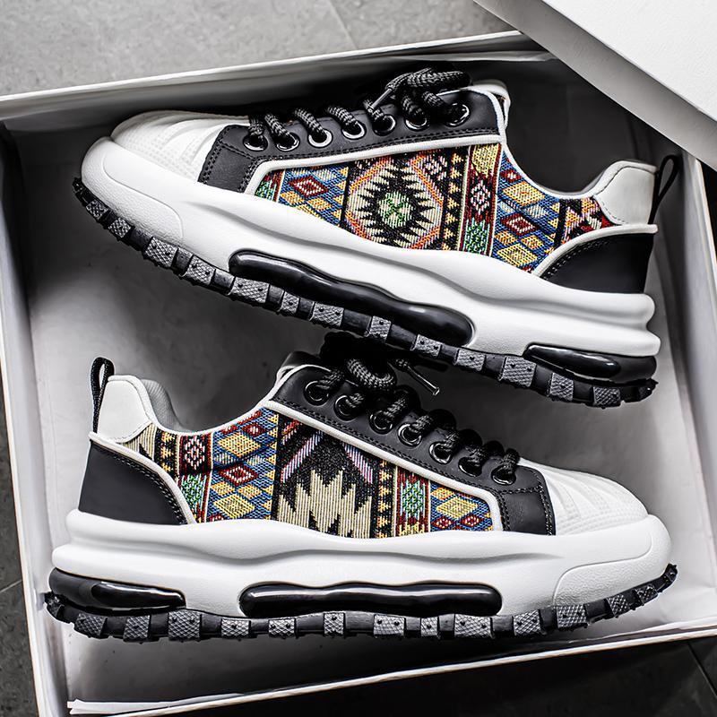 Primavera y verano nuevos zapatos para hombres zapatos casuales de suela gruesa para hombres tendencia de los hombres zapatos de papá de moda de personalidad transpirable y resistente al desgaste