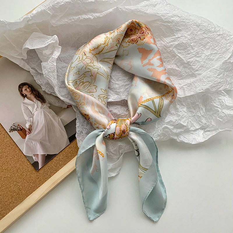 Bufanda de seda, bufanda cuadrada pequeña, sensación premium, nuevo estilo coreano, chal de seda de imitación dulce y fresco, bolso de flores, pañuelo en la cabeza, cinturón para el cabello