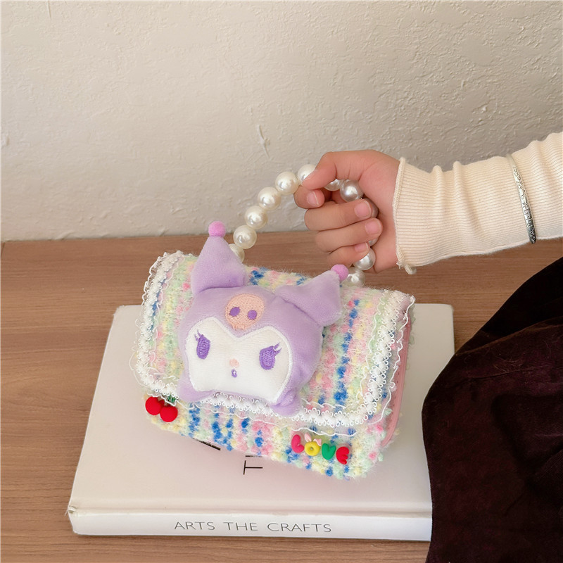Bagos de mano de perlas para niños 2024 Año Nuevo muñecas de lana accesorios bolsos de hombro lindas chicas bolsos de mano