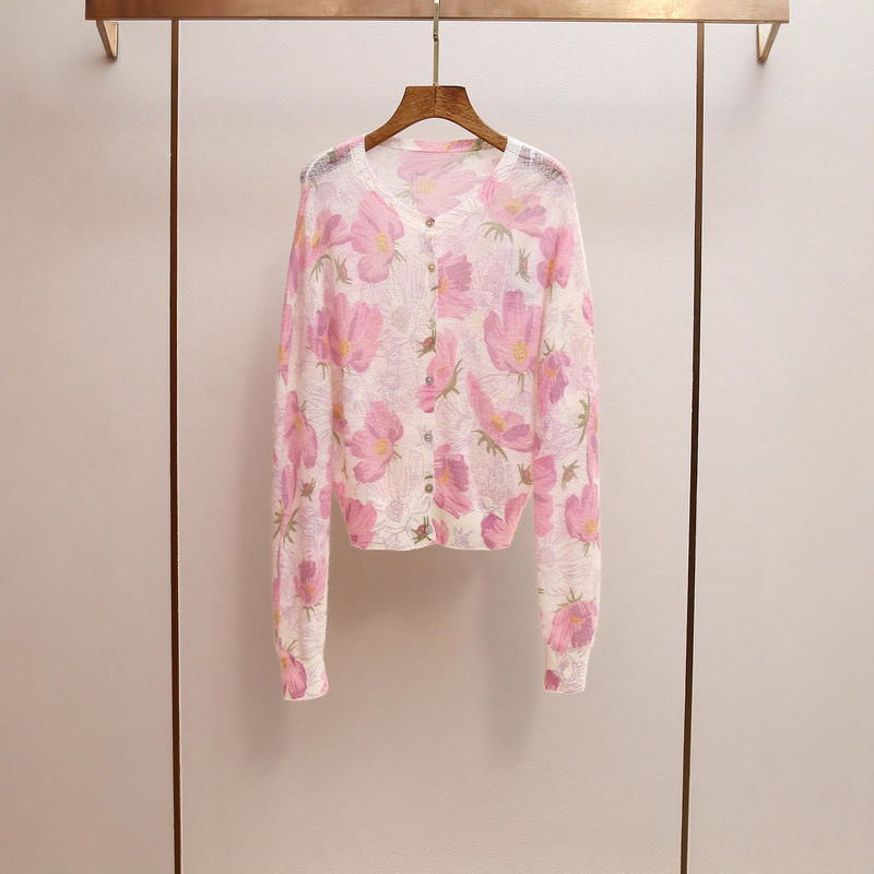 Shenzhen Nanyou Classy Women's Autum New French Sweet Age-Reducing Round Neck Cardigan Printed Knitwear Tops for Women