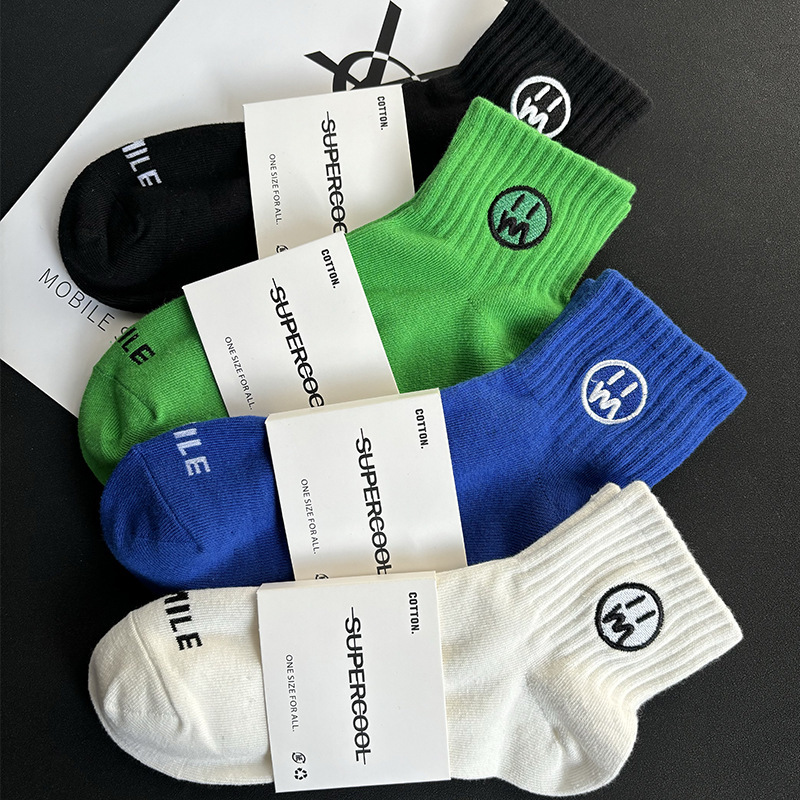 Men's Short Socks Cotton Summer Thin Black and White Mid-tube Socks Sweat Absorbing Breathable Men's Sports Short-tube Socks Ins Trendy Women