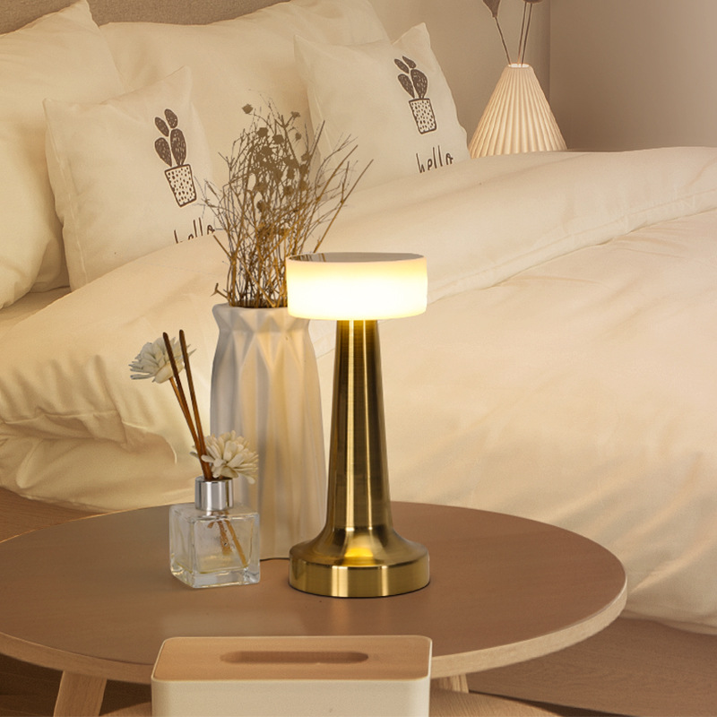 Cross-border light luxury Nordic INS bar touch retro metal dumbbell desk lamp bedroom creative nightstand decoration lamp