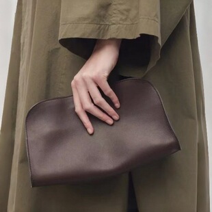 ����Ʒ���]��The*RowţƤҸ�°��μ�peggy clutch���ذ������Ů