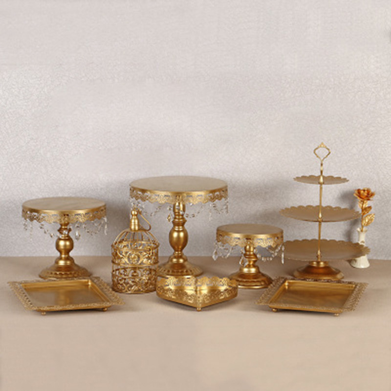 Nuevo estante de pastel de hierro forjado europeo mesa de postres europeas propósitos de boda bandeja de pastel de encaje de hierro forjado estante de exhibición de bocadillos