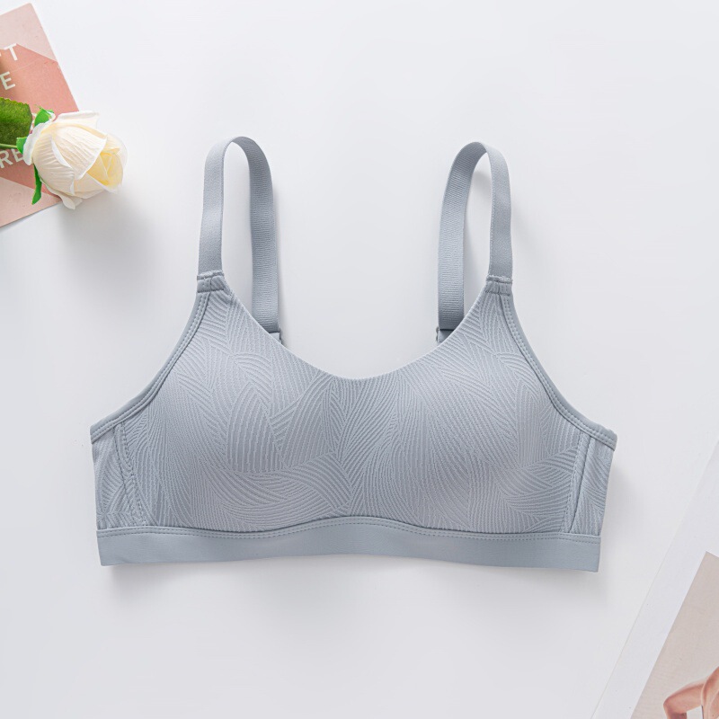 新商品の胸は小さくて下着の女性の通気性を集めて快適に副乳を収めます。|undefined