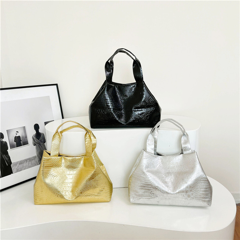 Nueva moda de moda perezosa bolsa de mano cocodrilo estampado de gran capacidad 2025 verano relajado bolso especial para mujeres