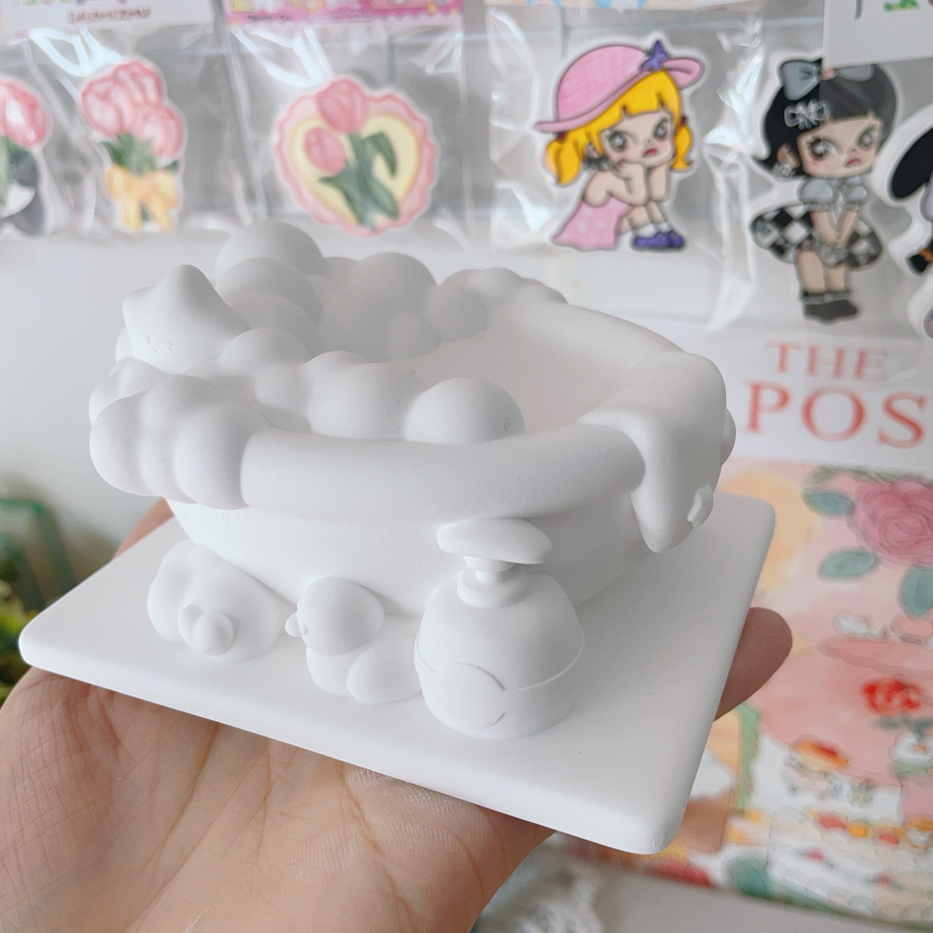 Nuevas muñecas de banda magnética fragrante pequeñas nuevas telas de tela recubiertas tridimensionales adornos creativos regalos hechos a mano