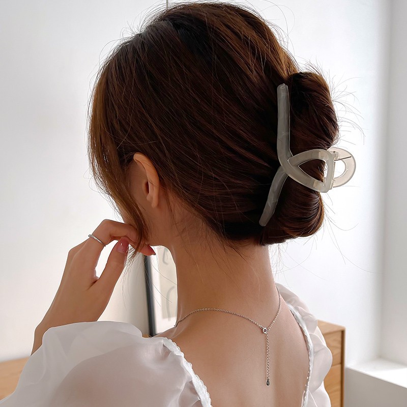 Elegante temperamento tocadillo de gran tamaño agarrar pinzas de cabello acrílico cabeza de mujer agarrar pinzas de cabello nuevo verano