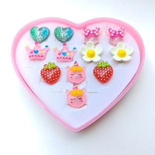 Children's earrings cartoon earless all-match ear clip handmade ear studs little girl anti-pain eardrops love box suit