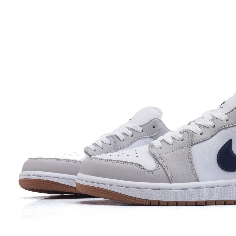 심플한 흰색과 파란색