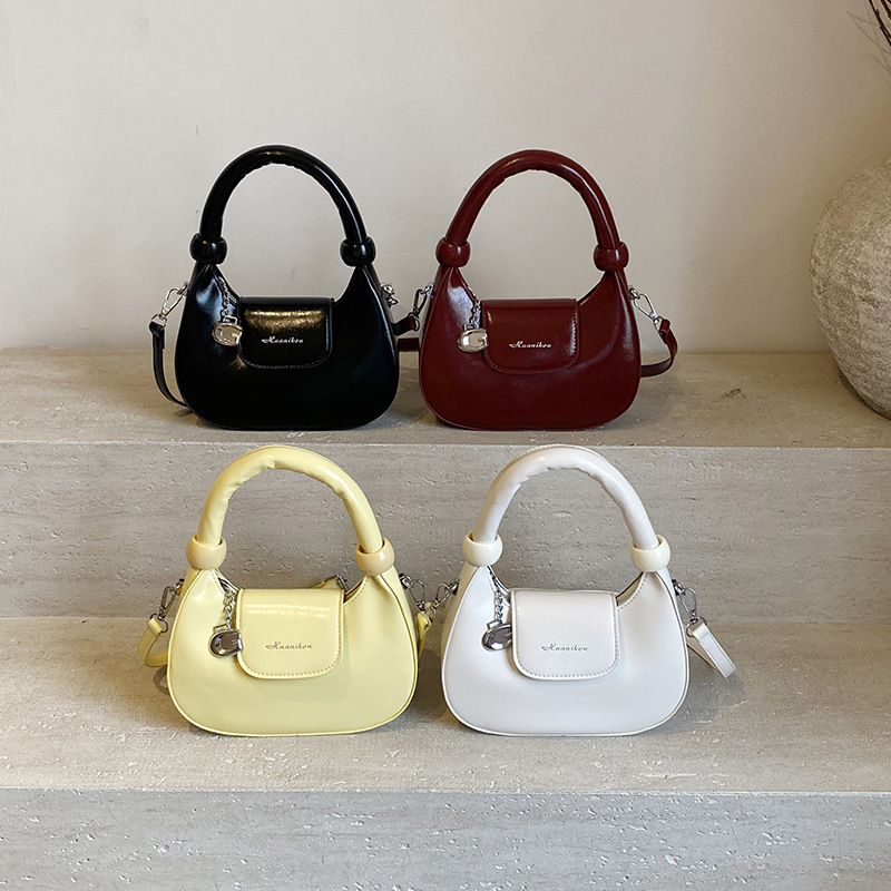 Elegant French-style Women's Shoulder 2026 New Trendy Fashion Versatile Crossbody Super Popular Hand-held Crescent Bag_voghion.com