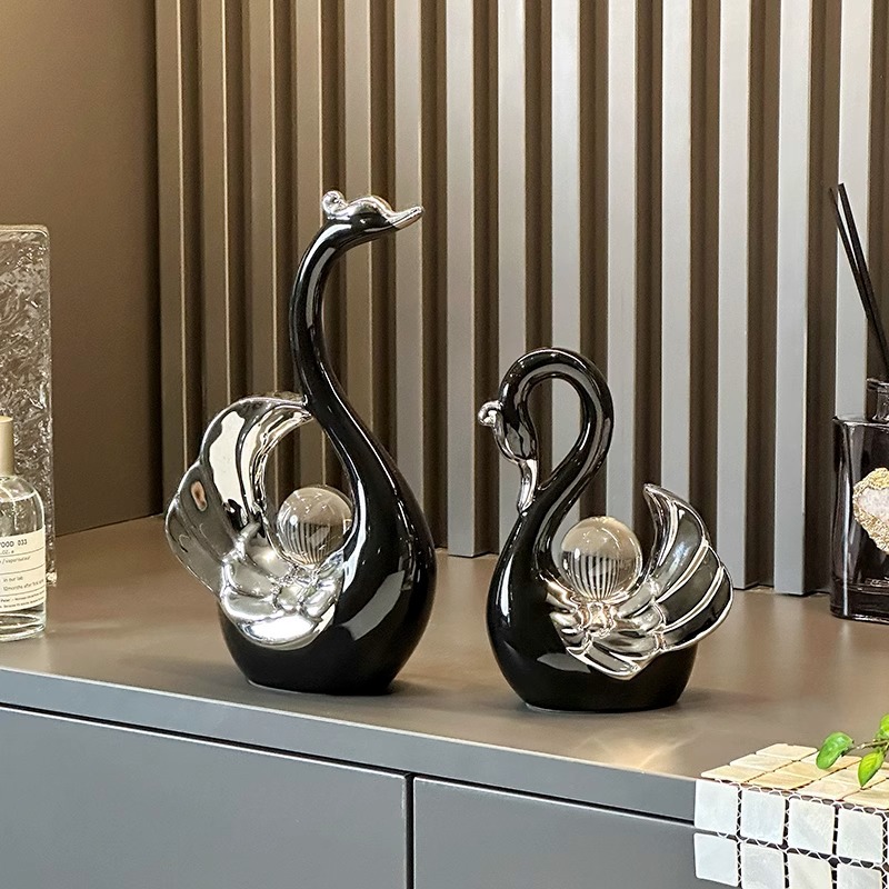 El alto valor facial de la bola de cristal pareja cisne adornos modernos de lujo porche de la sala de estar decoración del gabinete de televisión