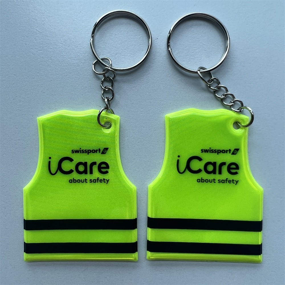 荧光黄色背心反光钥匙扣 儿童书包挂件 安全警示反光吊牌环保耐寒