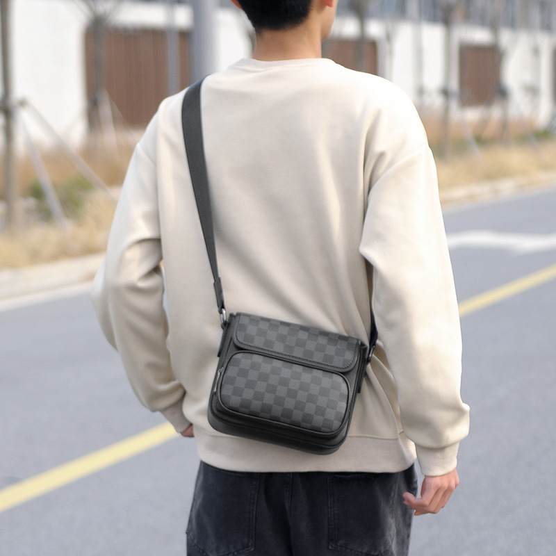 New Trendy Men's Crossbody Bag, European and American Fashion Shoulder Bag, Flap Small Square Bag, High-End Messenger Bag