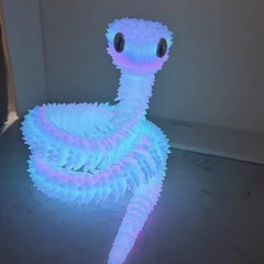 国境を越えた3Dプリント製ハロウィン夜光ヘビ多関節可動玩具置物子供向けクリエイティブモデル