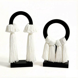 金属工艺品;树脂工艺品;水晶工艺品