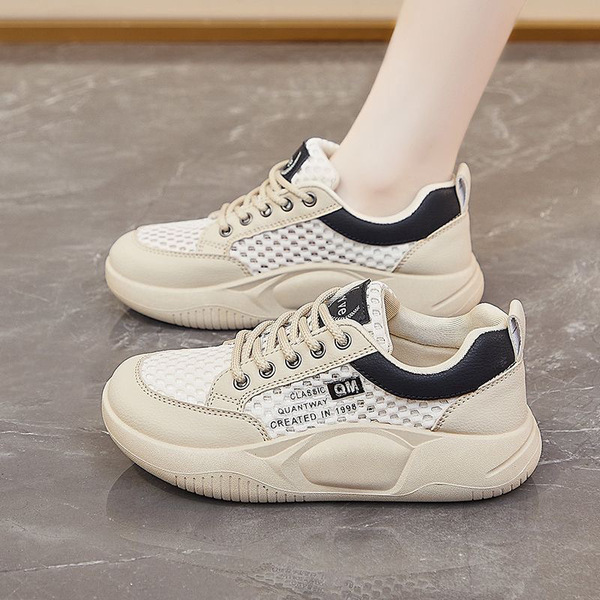 Summer breathable white sneakers for students