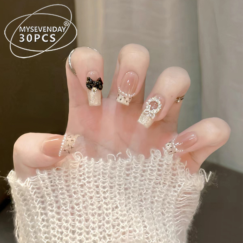 Handmade Nail Tips with a High-End Feel, Pearl Bow Nail Tips, Sweet Fake Nail Stickers for Hot Girls, High-End Style