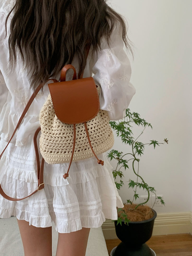 Shoulder bag for women 2024 new versatile beach vacation bag, drawstring grass woven commuting backpack_voghion.com