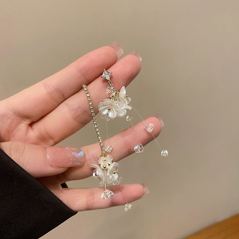 Серьги S925 серебро с иглой, акценты из циркона, минималистичные дизайны класса light‑luxury, ультра‑легкие 0.006 кг